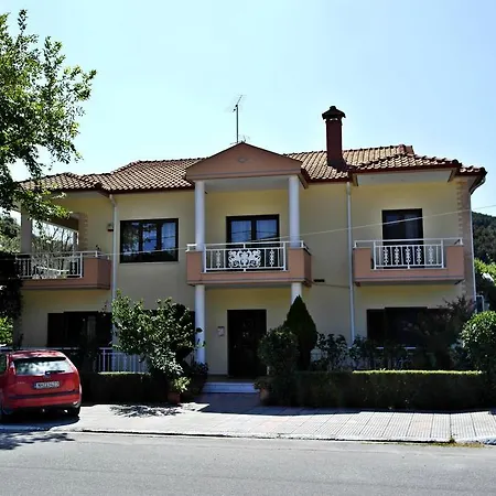 Roula Apartment
