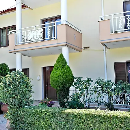 Roula Apartment